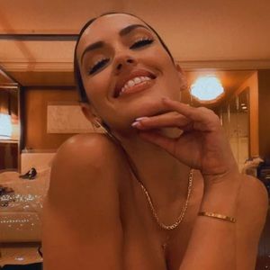 Meet your Posher, Azlin